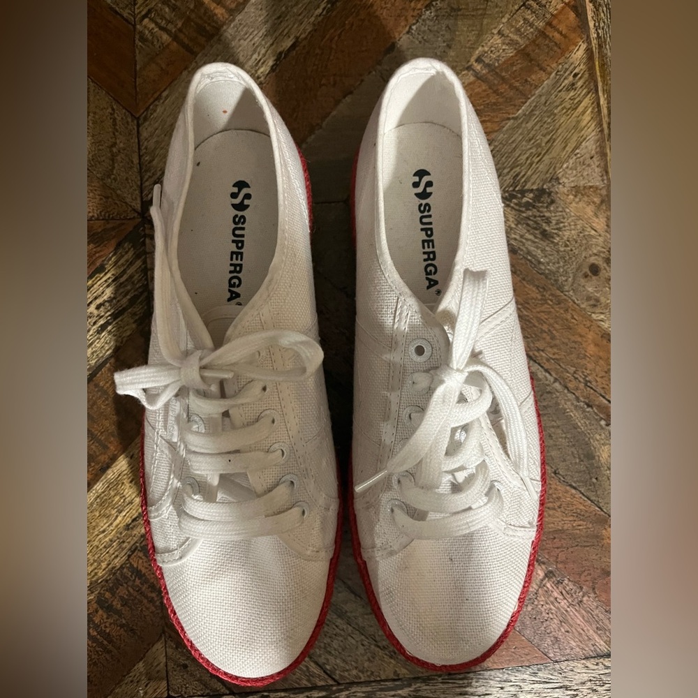 Superga white  sneaker rainbow platform espedrilles 
Preowned Women’s size 10.